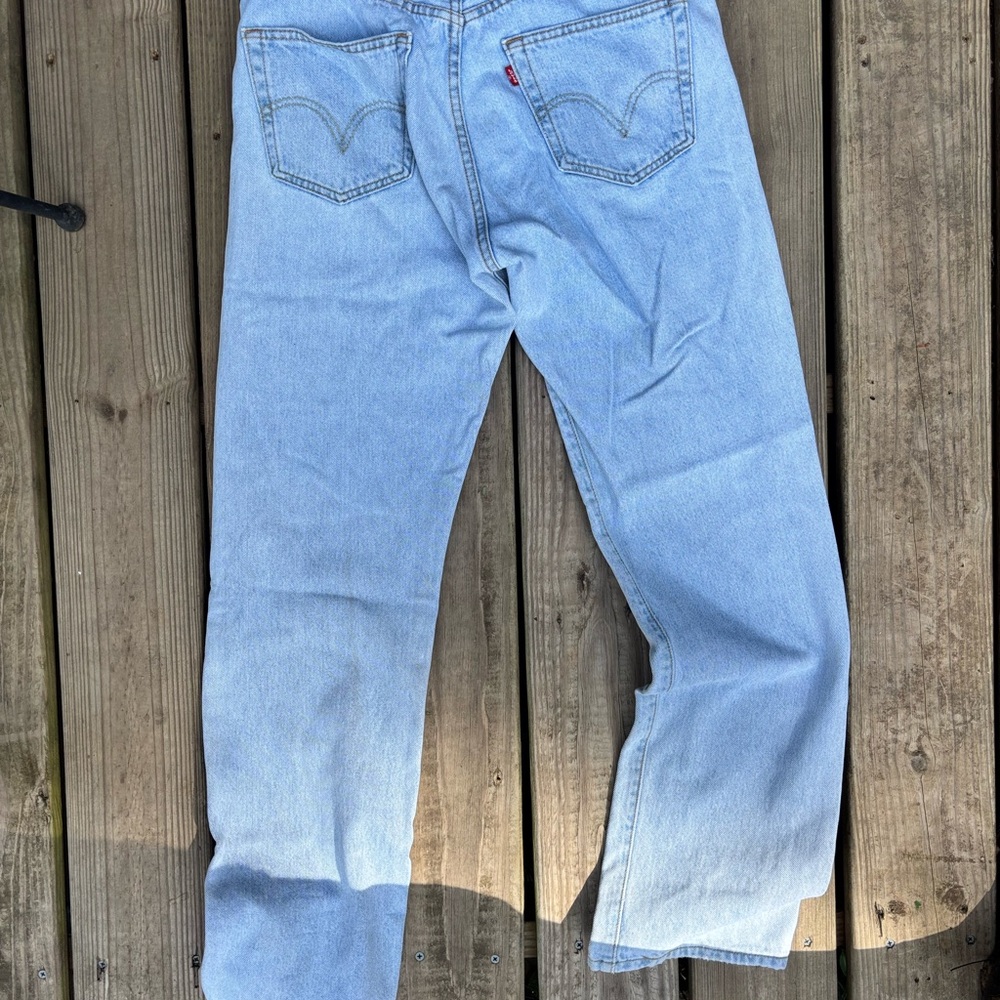Levi's 501 Men's Jeans in Light wash